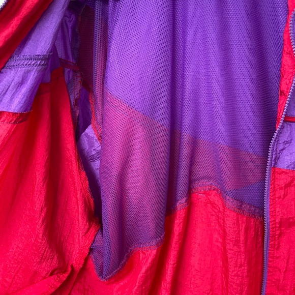 Nike Retro 90s Colorblock Asymmetrical Windbreaker - Picture 9 of 12
